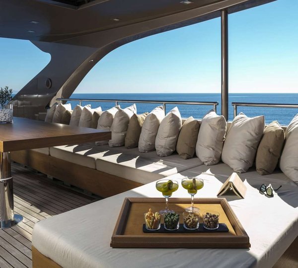 Yacht GEOSAND - Seating