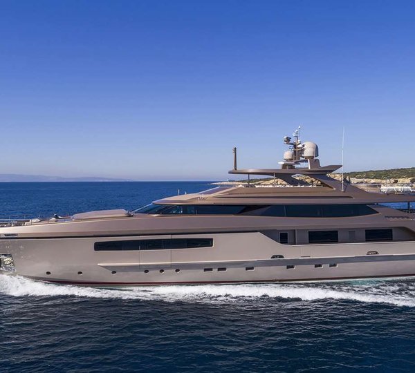 Yacht GEOSAND - Underway In The Mediterranean