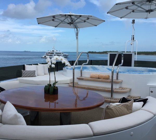 Yacht GRAND ILLUSION By Palmer Johnson - Sundeck And Jacuzzi