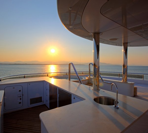 Yacht QUARANTA By Curvelle - BBQ And Jacuzzi At Sunset