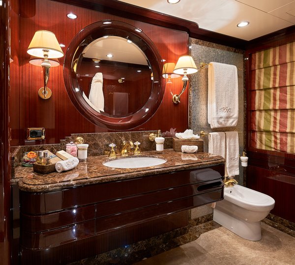 Yacht REVE D'OR By Sanlorenzo - VIP Ensuite