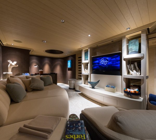 Yacht RoMEA By Abeking & Rasmussen - Interior Cinema 