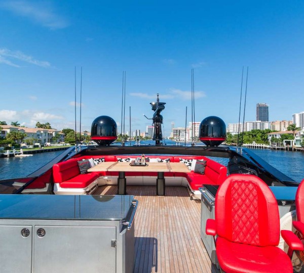 Flybridge Dining Alfresco