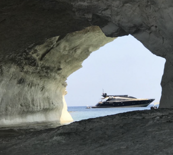 Luxury Yacht Claremont