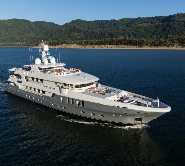 Motor Yacht CHASSEUR