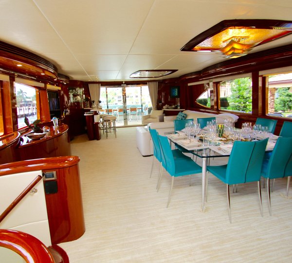 View To Dining And Salon