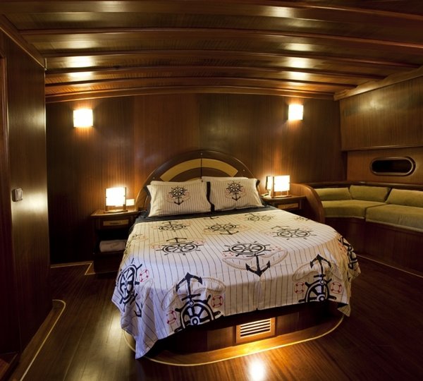 Yacht S DOGU Master Cabin