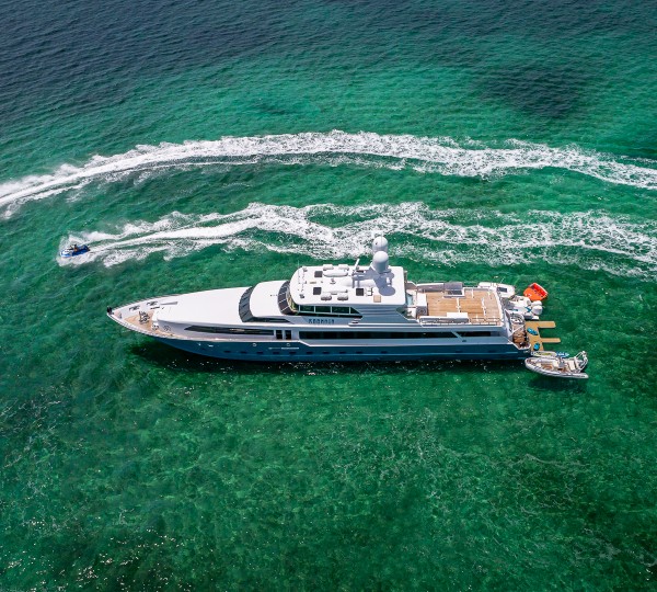 Luxury Yacht KASHMIR