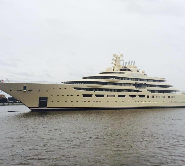 The 156m Yacht DILBAR