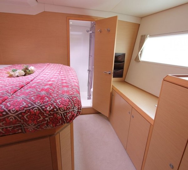 The 19m Yacht FOXY LADY