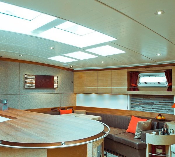 The 20m Yacht HELENE