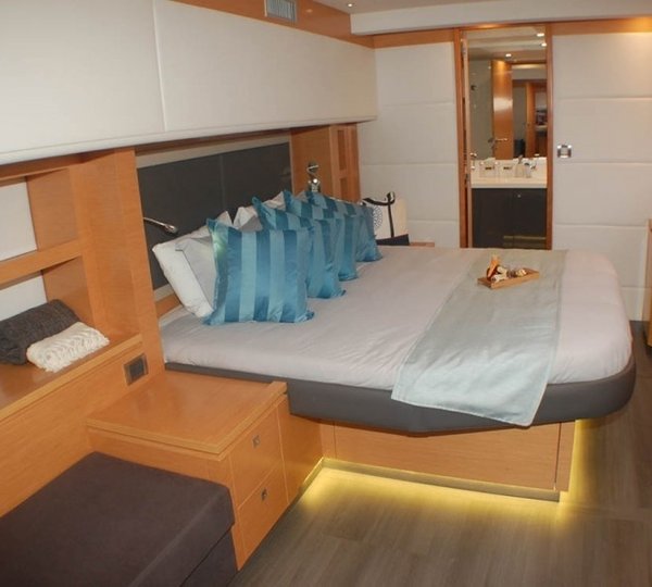 The 21m Yacht ALETHEIA