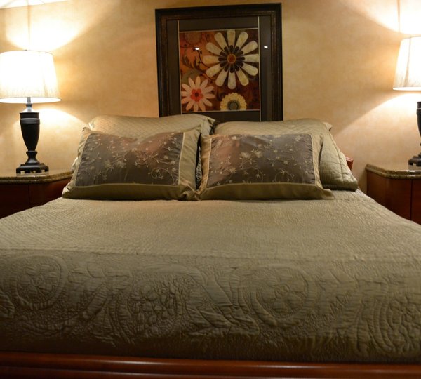 The 21m Yacht BONAPARTE