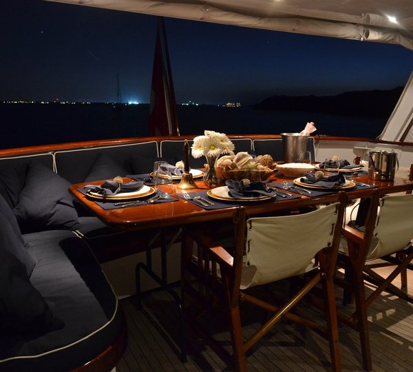 The 21m Yacht BONAPARTE