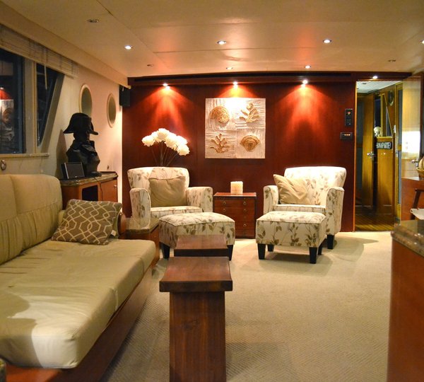 The 21m Yacht BONAPARTE