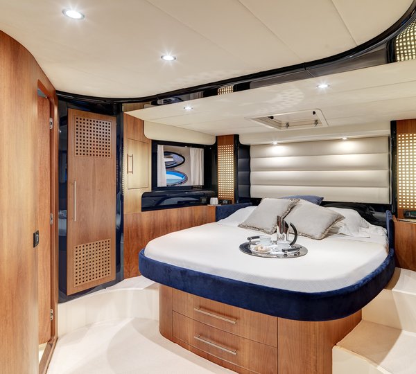 The 21m Yacht SPACE