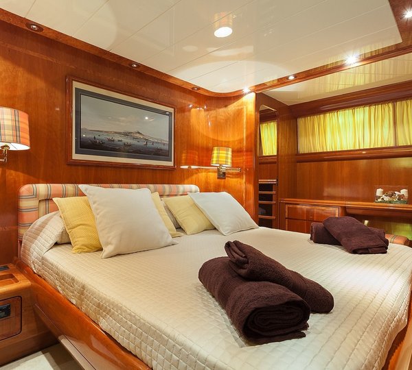 The 22m Yacht BERNADETTE