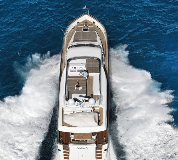 The 23m Yacht AIMILIA