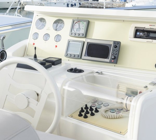 The 24m Yacht ARMONIA