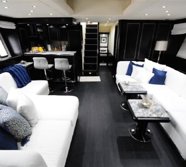 The 24m Yacht COAL BLOODED