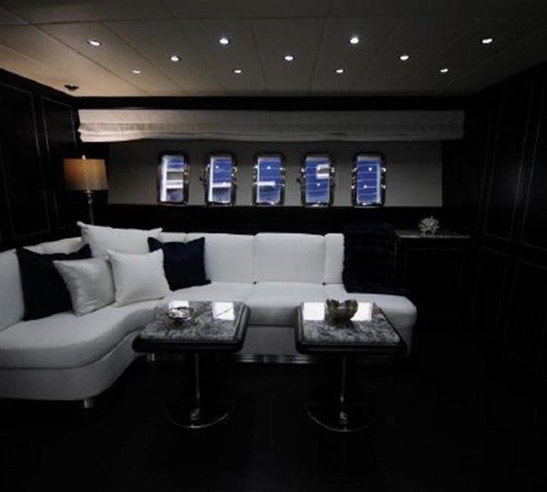 The 24m Yacht COAL BLOODED