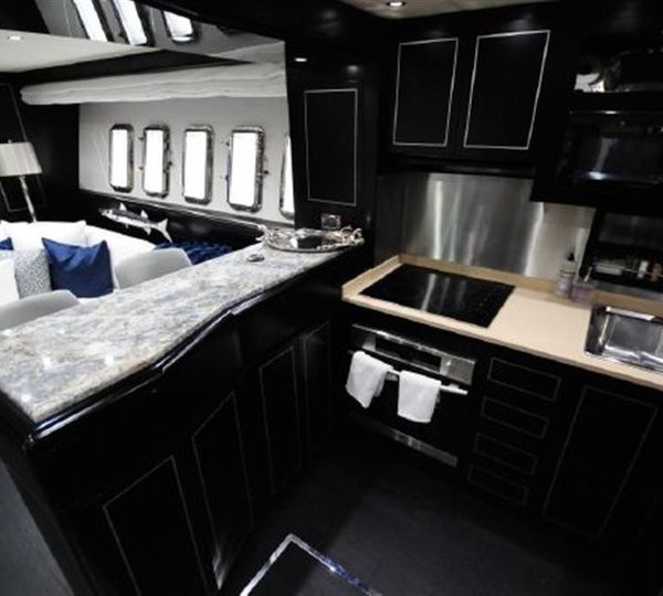 The 24m Yacht COAL BLOODED