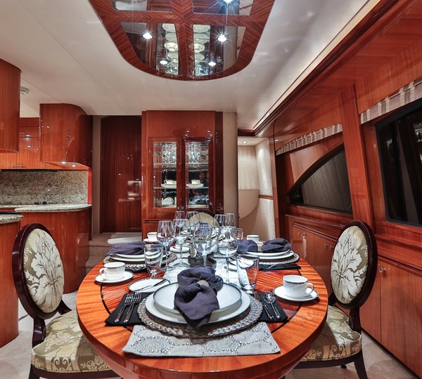 The 24m Yacht NO COMPLAINTS