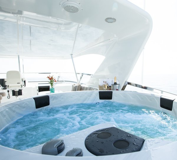 The 24m Yacht NO COMPLAINTS