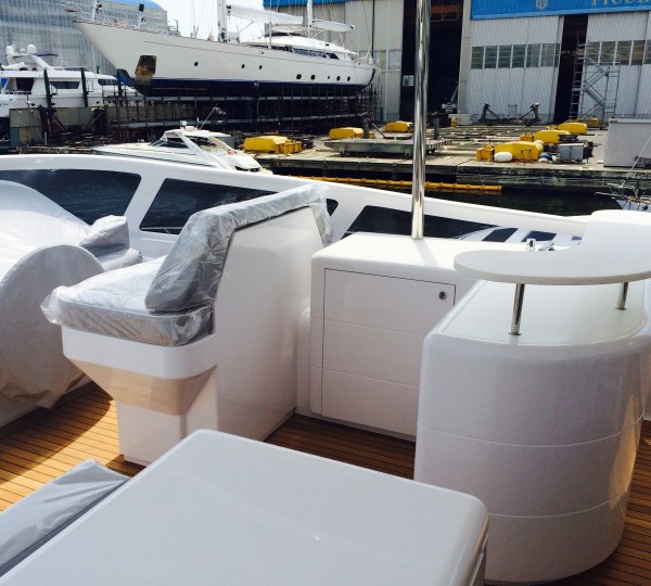 The 25m Yacht MIREDO