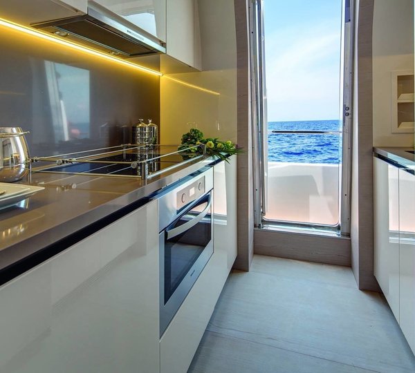 The 25m Yacht NORTH STAR