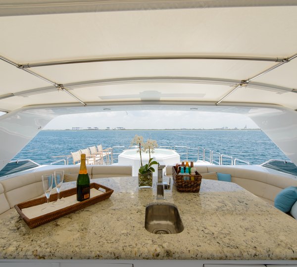 The 25m Yacht PERFECT LADY