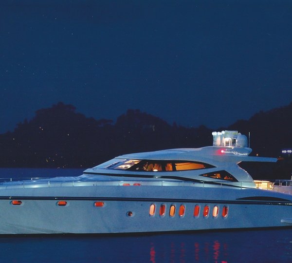 The 26m Yacht AMIR III
