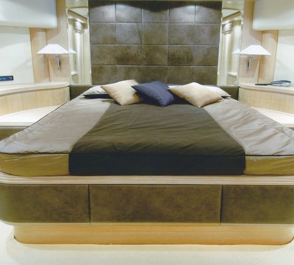 The 26m Yacht AMIR III