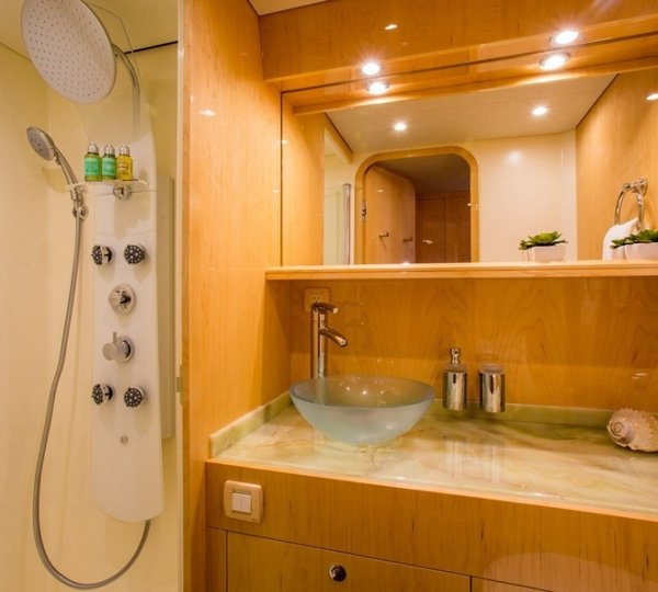 The 26m Yacht WINDQUEST