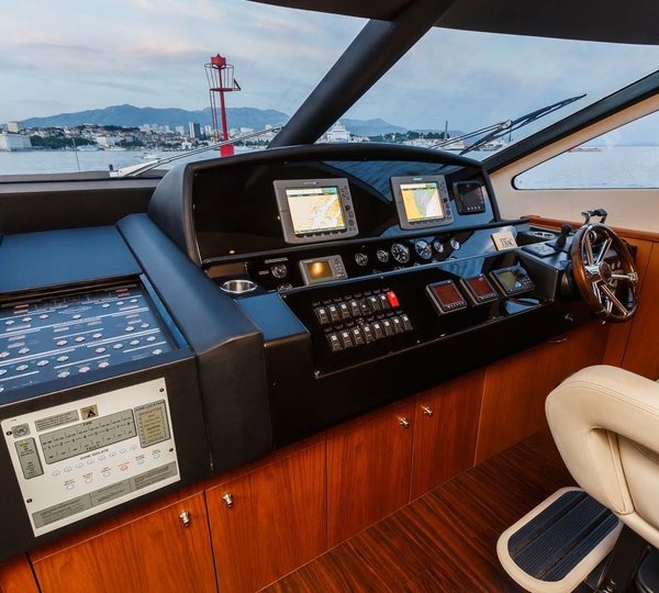 The 27m Yacht THE BEST WAY