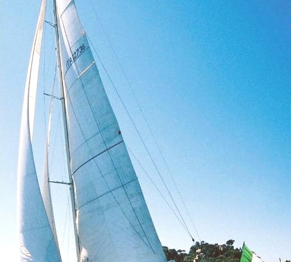 The 27m Yacht WHITEFIN