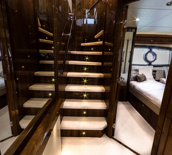 The 28m Yacht AUTUMN