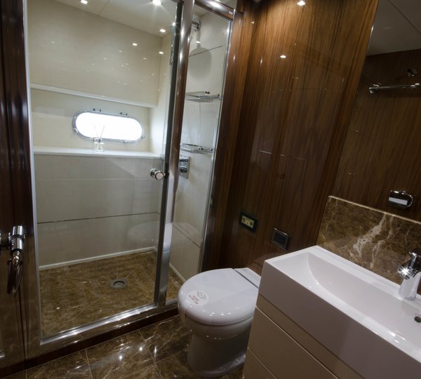 The 28m Yacht AUTUMN