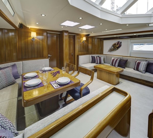 The 28m Yacht SPIRIT