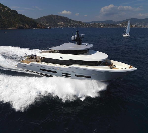 The 28m Yacht TSA TSA