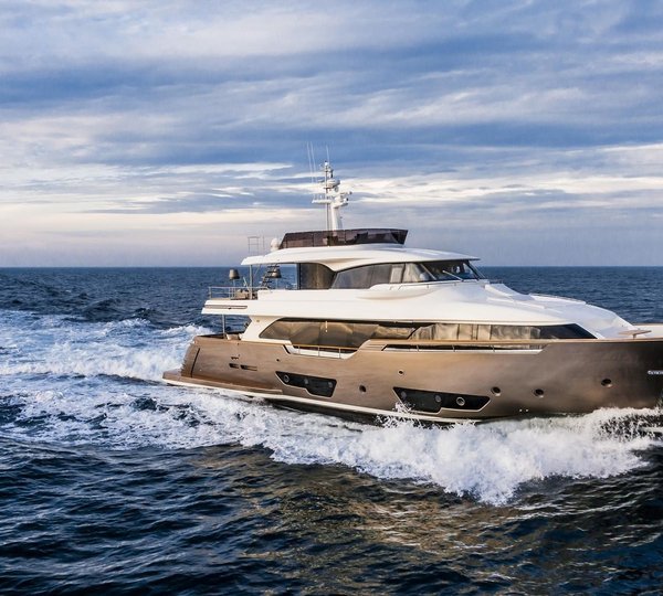The 28m Yacht YVONNE