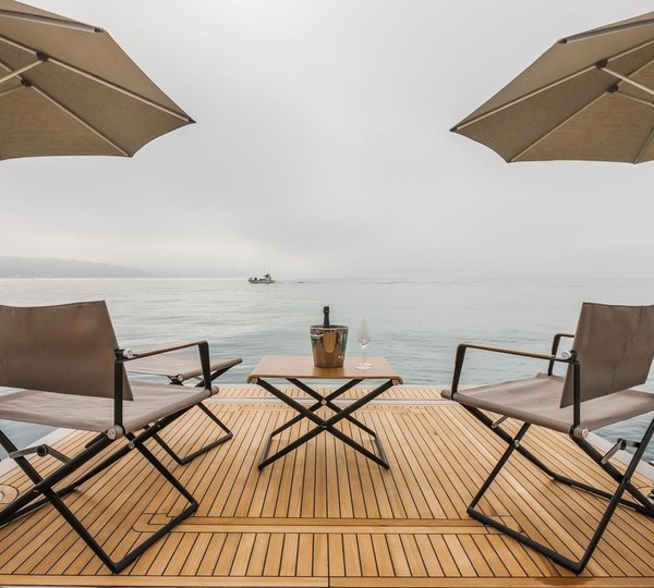 The 28m Yacht YVONNE