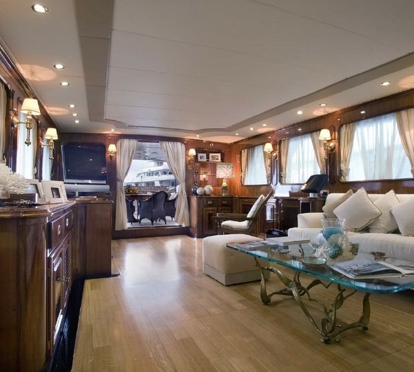 The 29m Yacht LIBERTUS