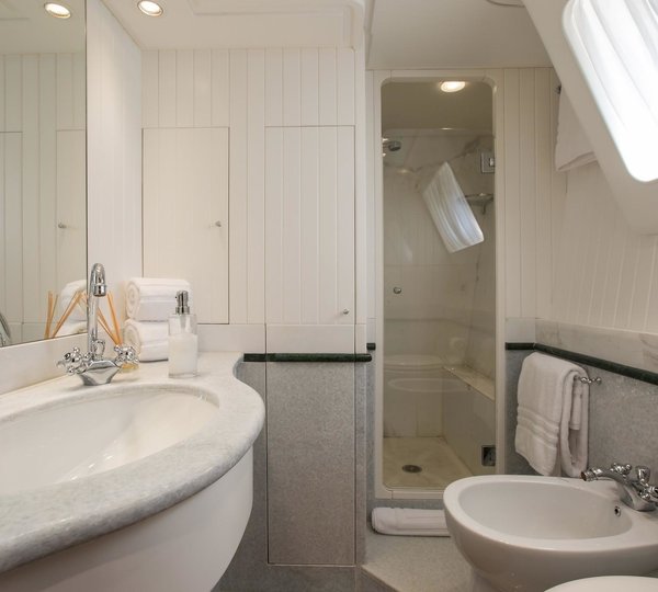 The 29m Yacht LIBERTUS