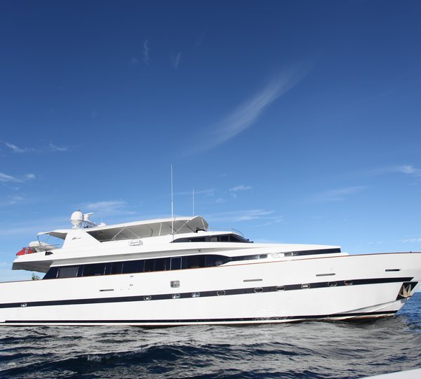 The 29m Yacht MOONDANCE
