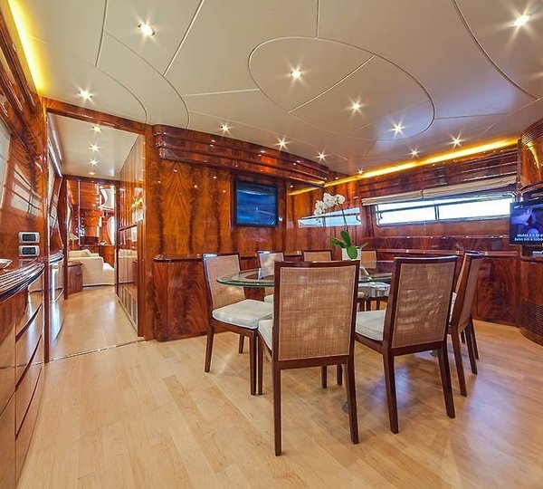 The 30m Yacht ADRIATIC BLUES