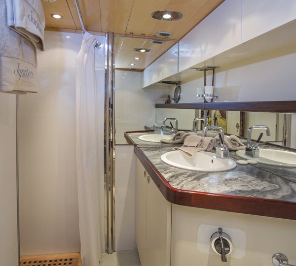 The 30m Yacht JUPITER