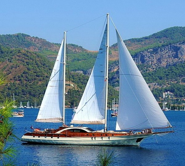 The 30m Yacht JUSTINIANO