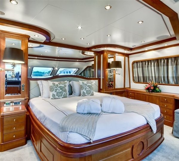 The 30m Yacht KEIKI KAI