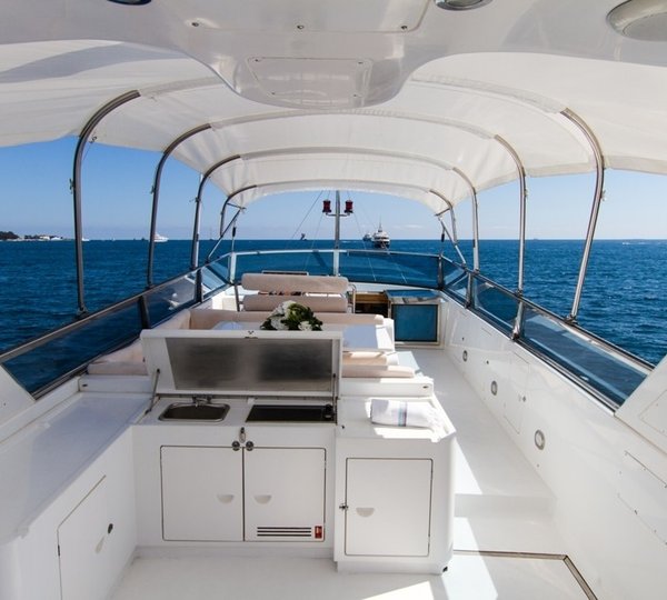 The 30m Yacht MISS CANDY